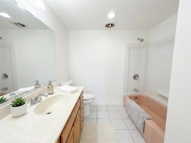 Building Photo - 1340 S Walnut St