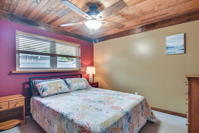 Building Photo - 2360 Willow Tree Trail