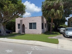Building Photo - Newly Renovated 3 Bedroom Home | Heart of Riviera Beach