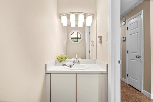 Building Photo - 103 The Arbors