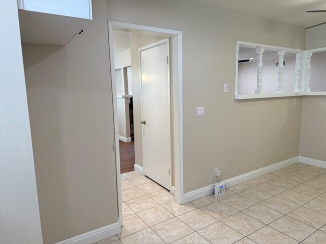 Building Photo - 2777 N Galley St