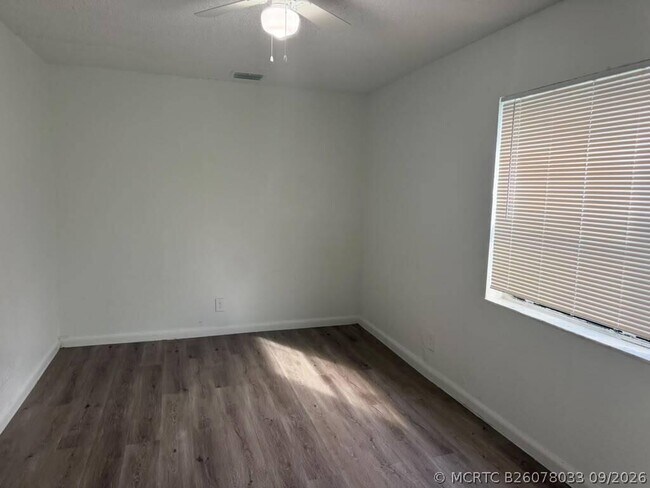 Building Photo - 1 Crossings Cir