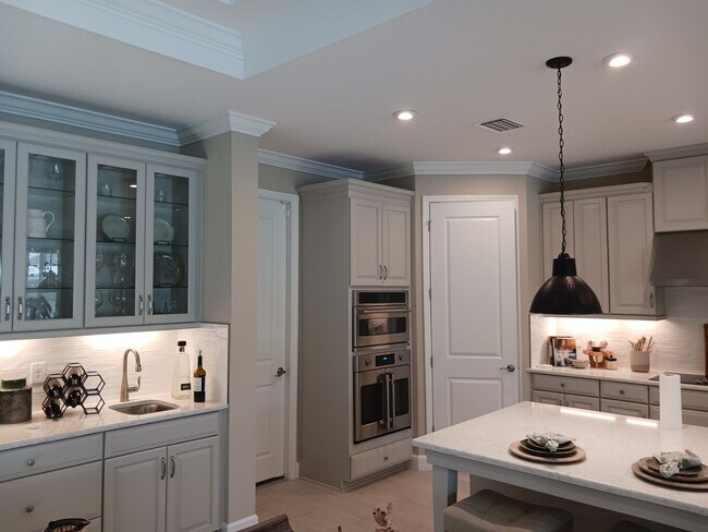 Building Photo - Here is your chance to live in Model Home!...