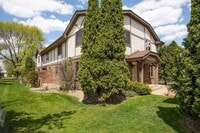 Building Photo - 1411 10th Ave E