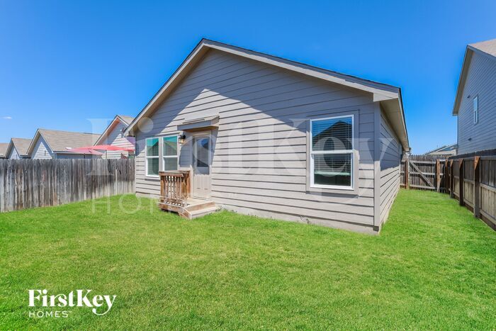 Building Photo - 2434 Double Oak Dr