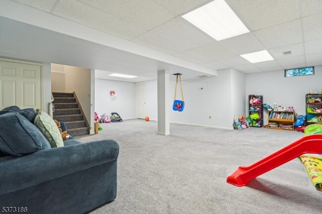Building Photo - 22 Pebble Beach Dr