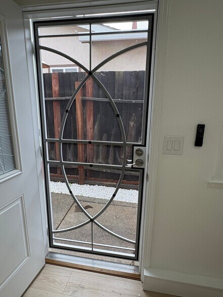 Building Photo - 2796 Entrada Cir