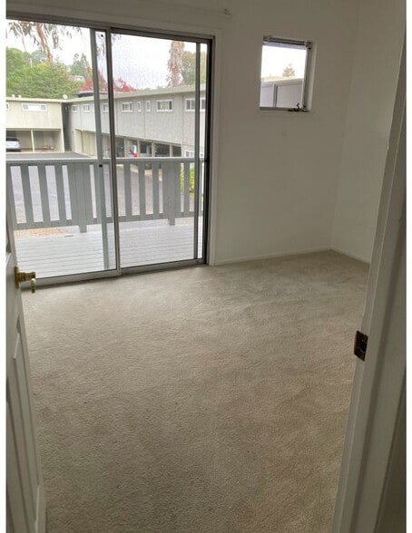 Building Photo - 61 Pixley Ave