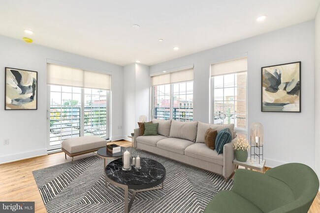 Building Photo - 2101 Washington Ave