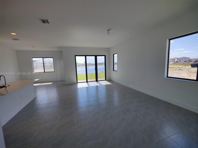 Building Photo - 5671 Argento Dr