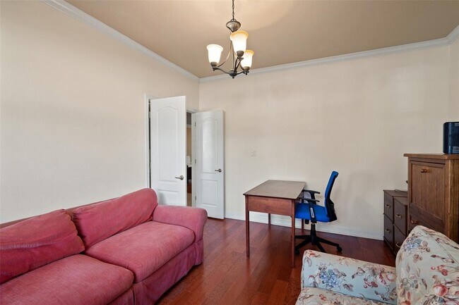 Building Photo - 102 Triton Ct