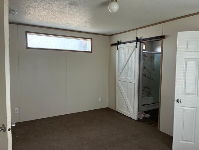 Building Photo - 636 Co Rd 236
