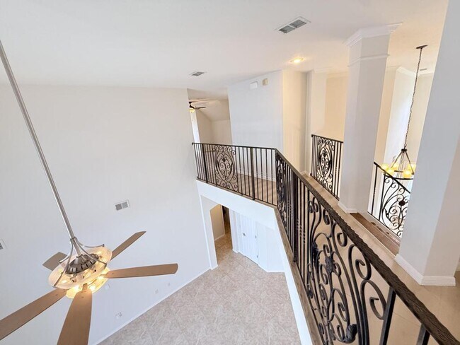 Building Photo - 8055 Glitter Ct