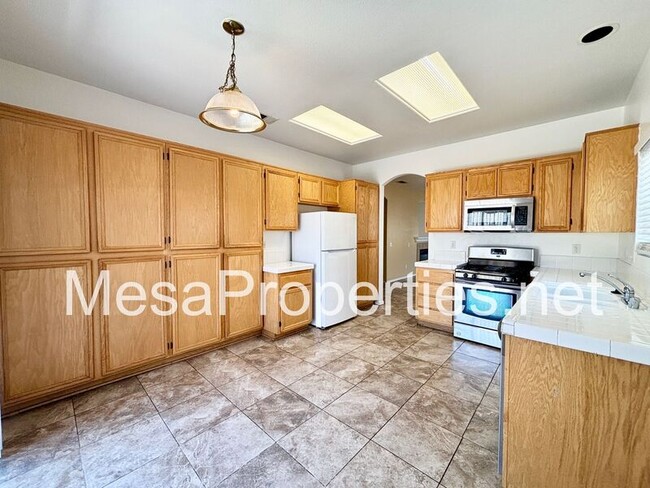 Building Photo - 15219 Hallmark Ln
