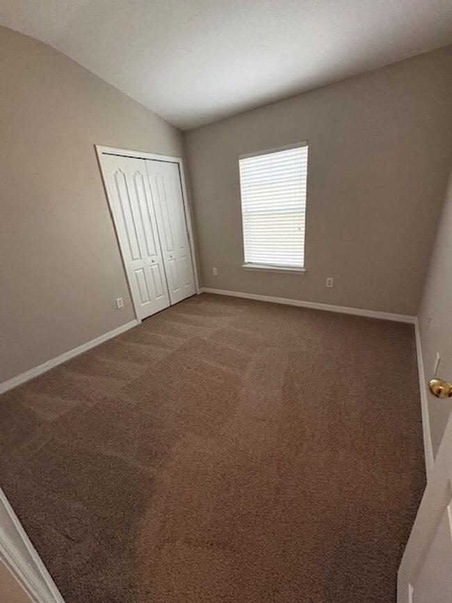 Building Photo - **Beautiful 3/2.5 Townhome in Lake Nona**