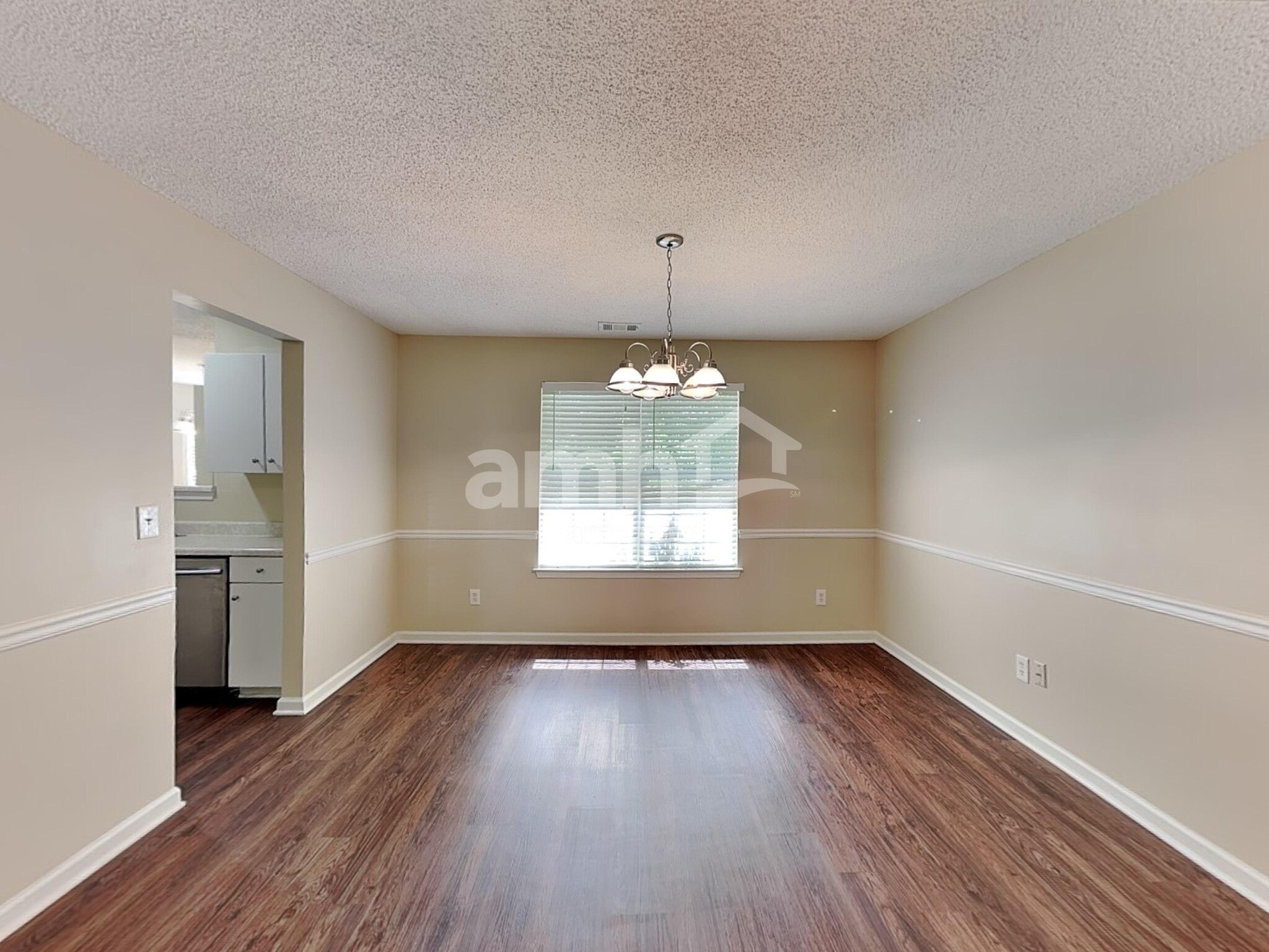 Building Photo - 4445 Tuckahoe Ct