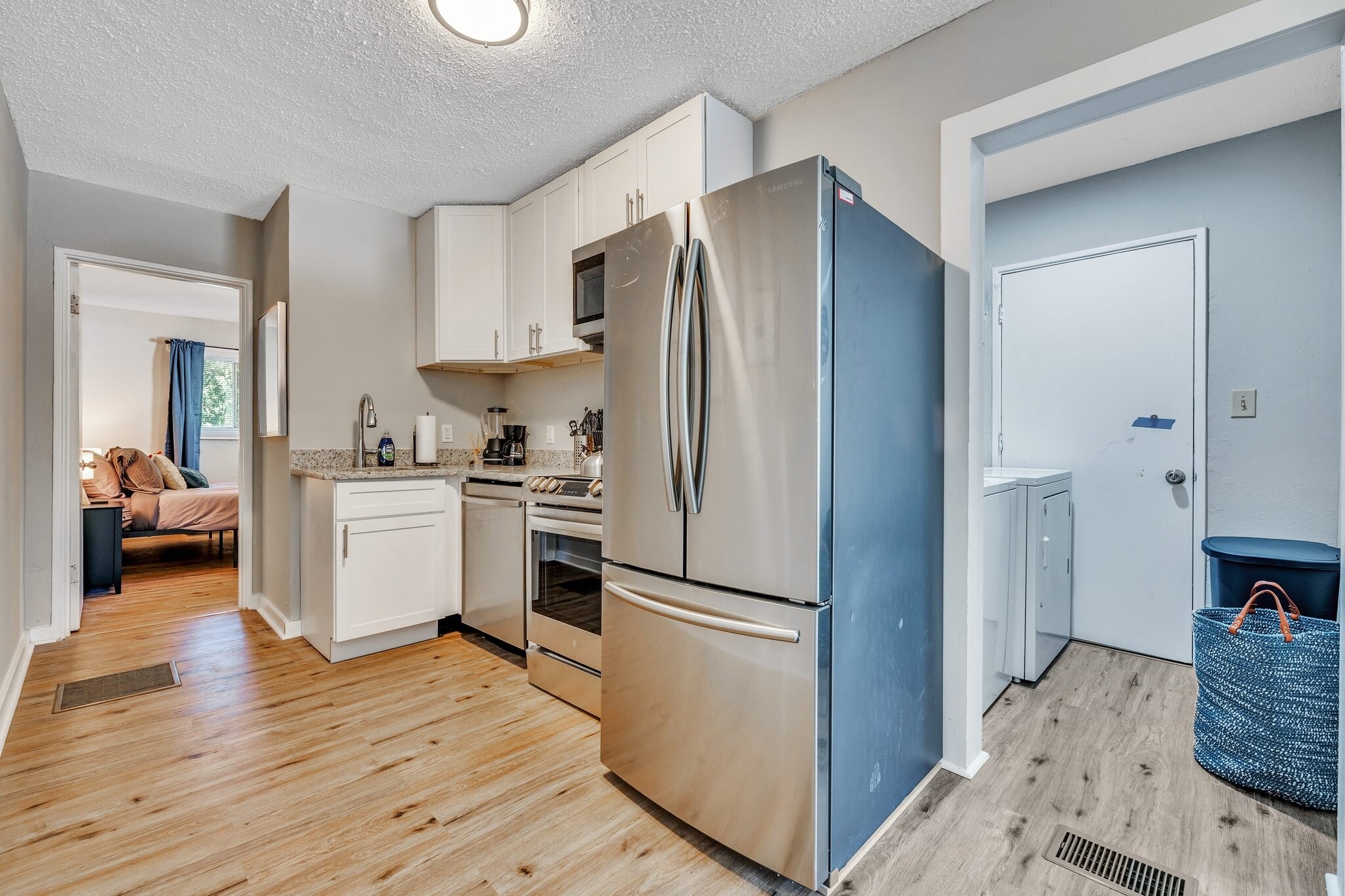 Building Photo - 1329 Walker Ave