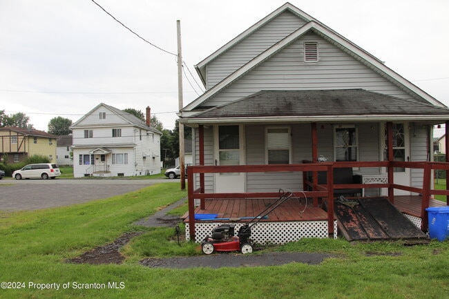 Building Photo - 204-206 Jackson St