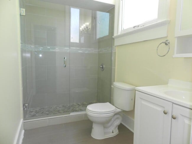 Building Photo - 1232 Saint Andrew St