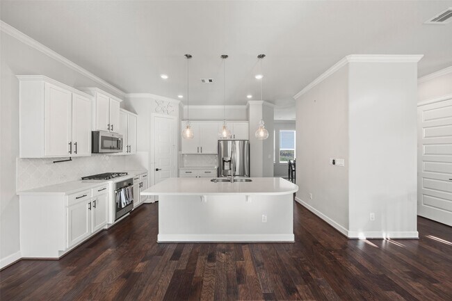 Building Photo - 11909 Primrose Creek Trail