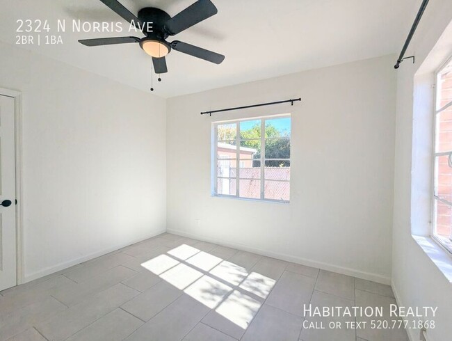 Building Photo - Remodeled 2Bed/1Bath with Designer Touches...