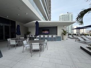 Building Photo - 275 1st Ave S