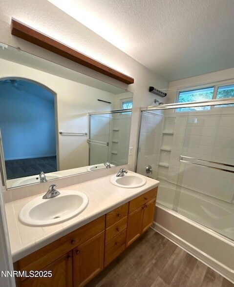 Building Photo - 130 Summerset Dr