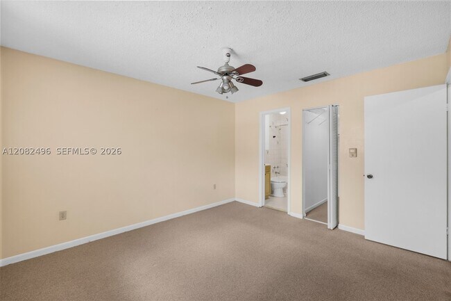 Building Photo - 1284 W 44th Pl
