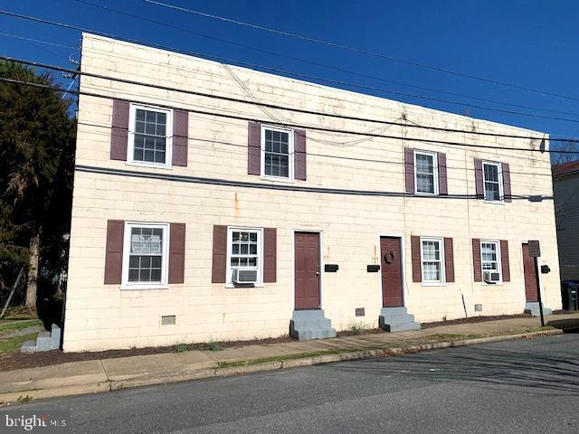 Building Photo - 531 Hanover St