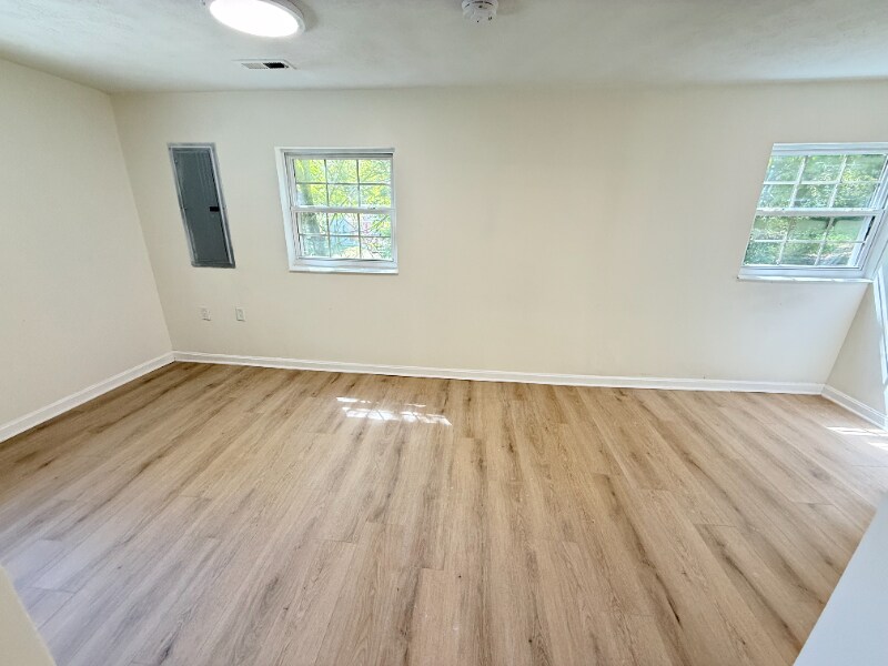 Building Photo - 5425 Budd Rd