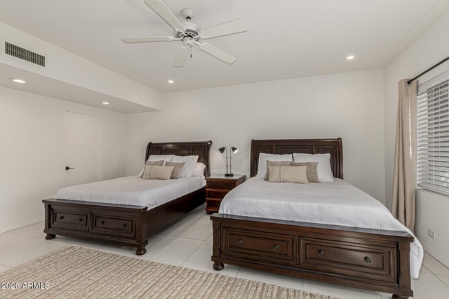 Building Photo - 3001 Ironwood Rd