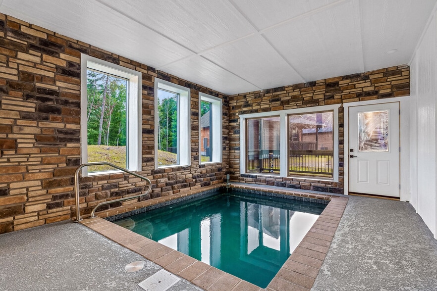 Building Photo - 532 Warbonnet Wy