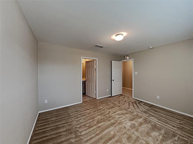 Building Photo - 2220 Heaton St