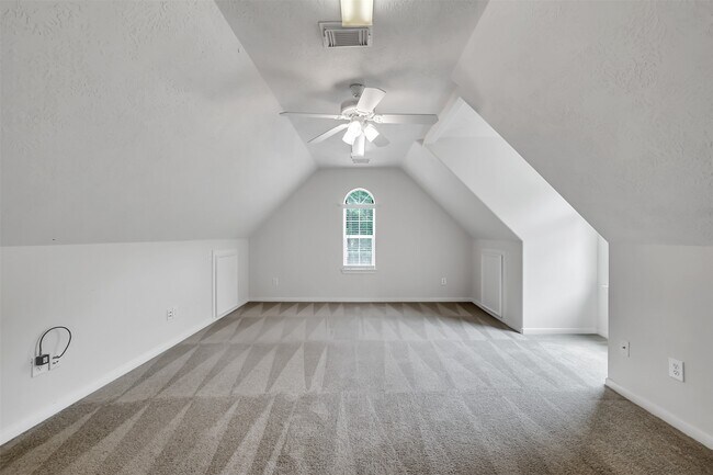 Building Photo - 47 Presidio Rd