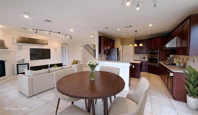 Building Photo - 14330 Ayers Rock Rd