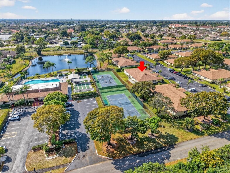 Building Photo - 5280 Nesting Way