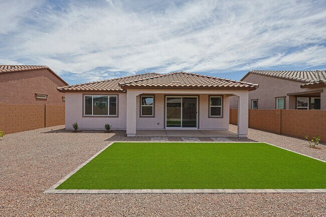 Building Photo - Beautiful 4 Bedroom in Aloravita Community