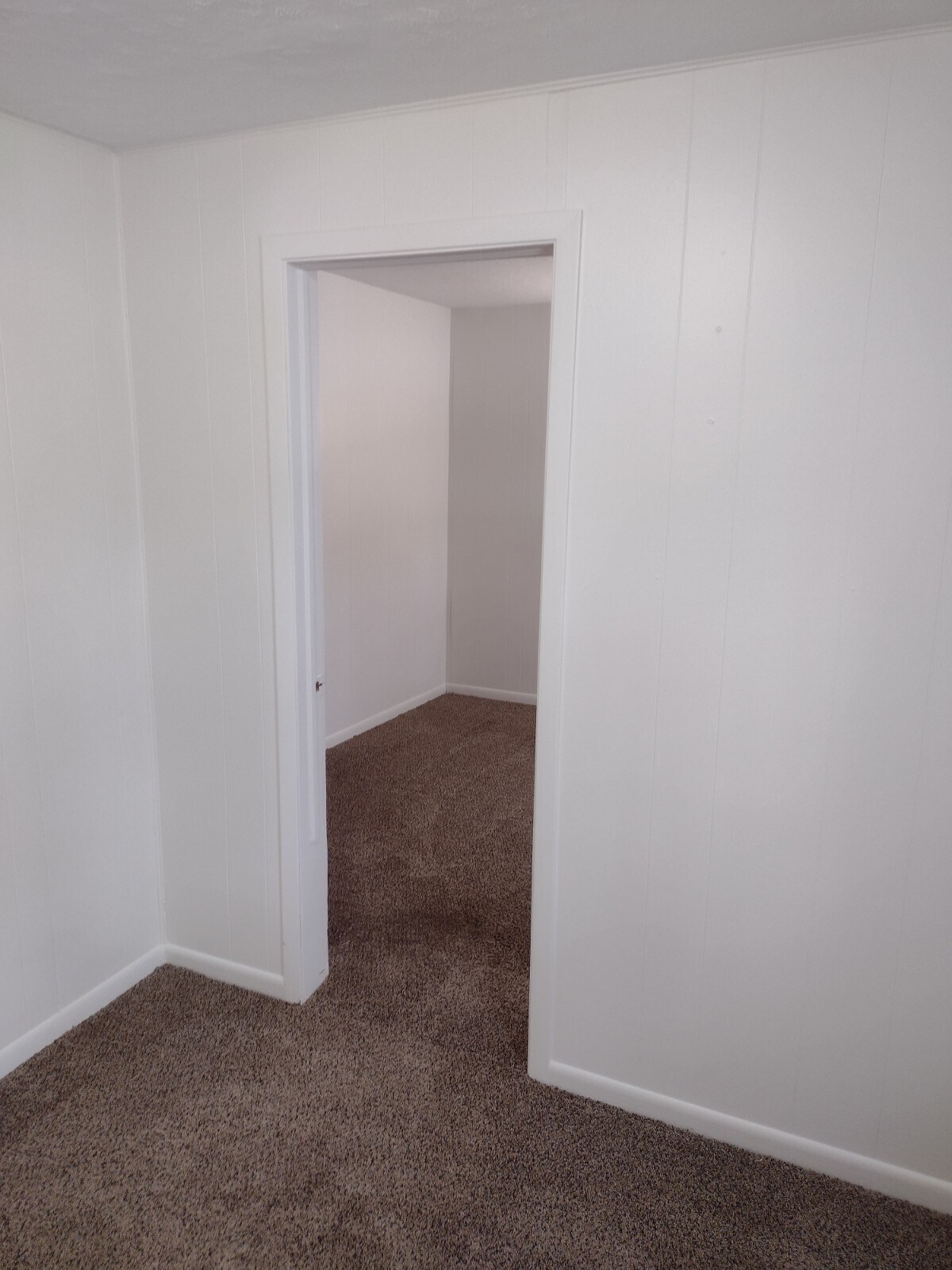 Building Photo - 821 Ravencrest Ave