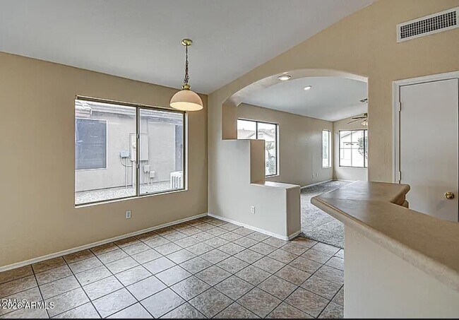 Building Photo - 31111 N Claridge Cir