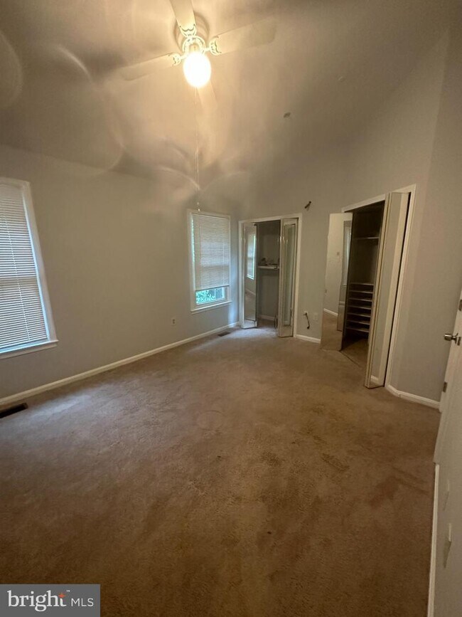 Building Photo - 3816 Wildlife Ln