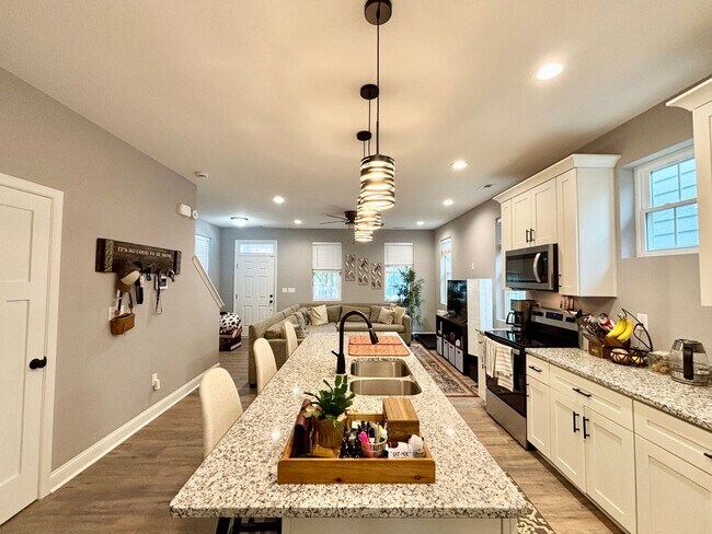 Building Photo - Gorgeous New Construction Home in Norfolk