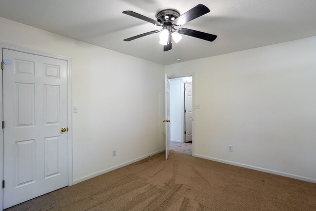 Building Photo - 5005-5007 Carrie Ridge Dr.