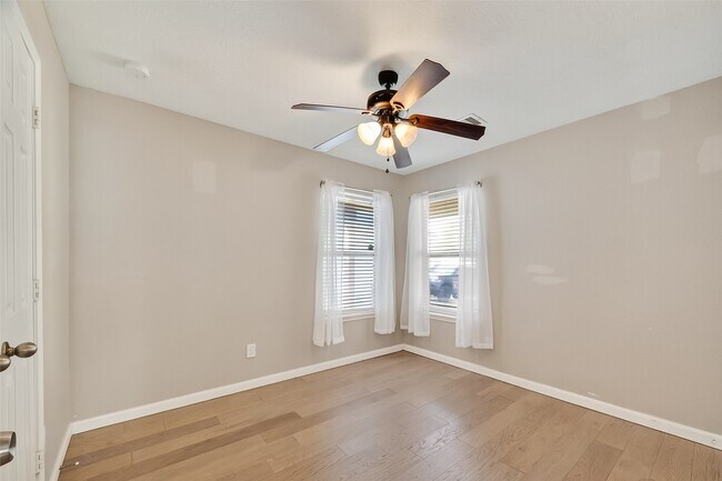 Building Photo - 2614 Skyview Crest Ct