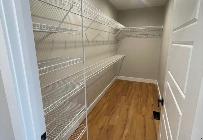 Building Photo - 1091 Dahl Rd