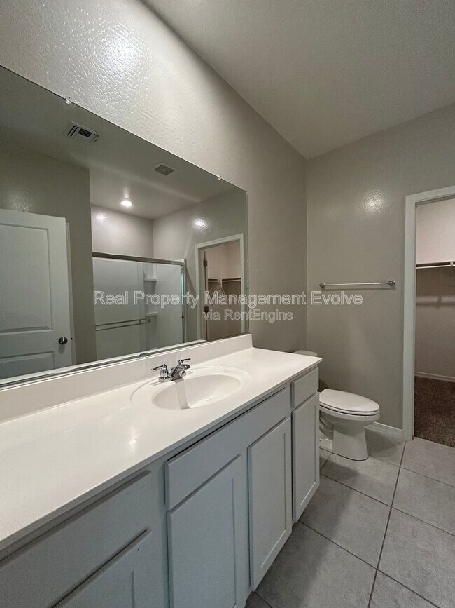 Building Photo - 6511 W Magdalena Ln