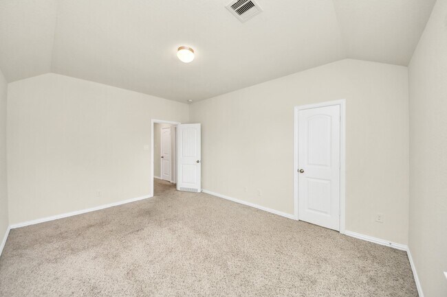 Building Photo - 1437 Northwood Springs Dr