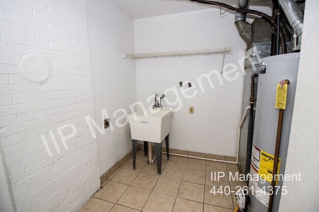 Building Photo - 4871 Banbury Ct
