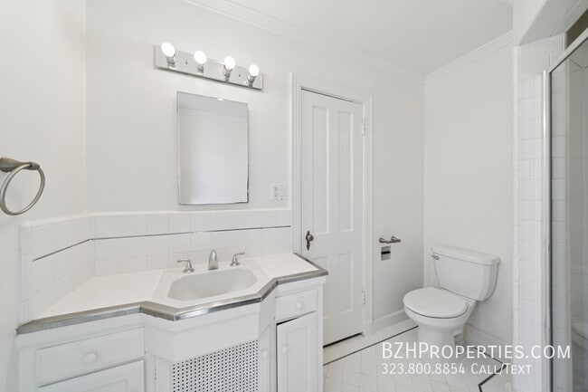 Building Photo - 1284 S Beverly Glen Blvd