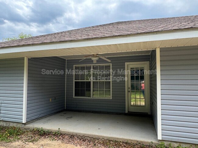 Building Photo - 10440 Millbrook Dr