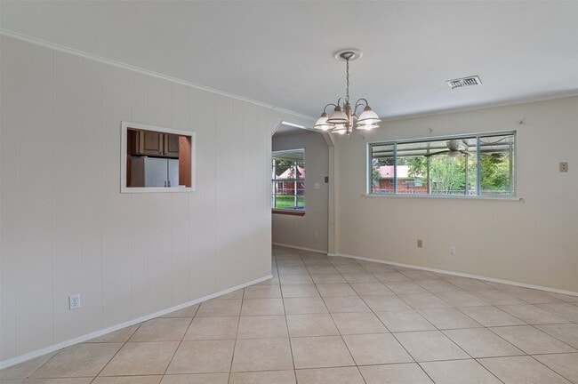 Building Photo - 3419 Oleander Pl